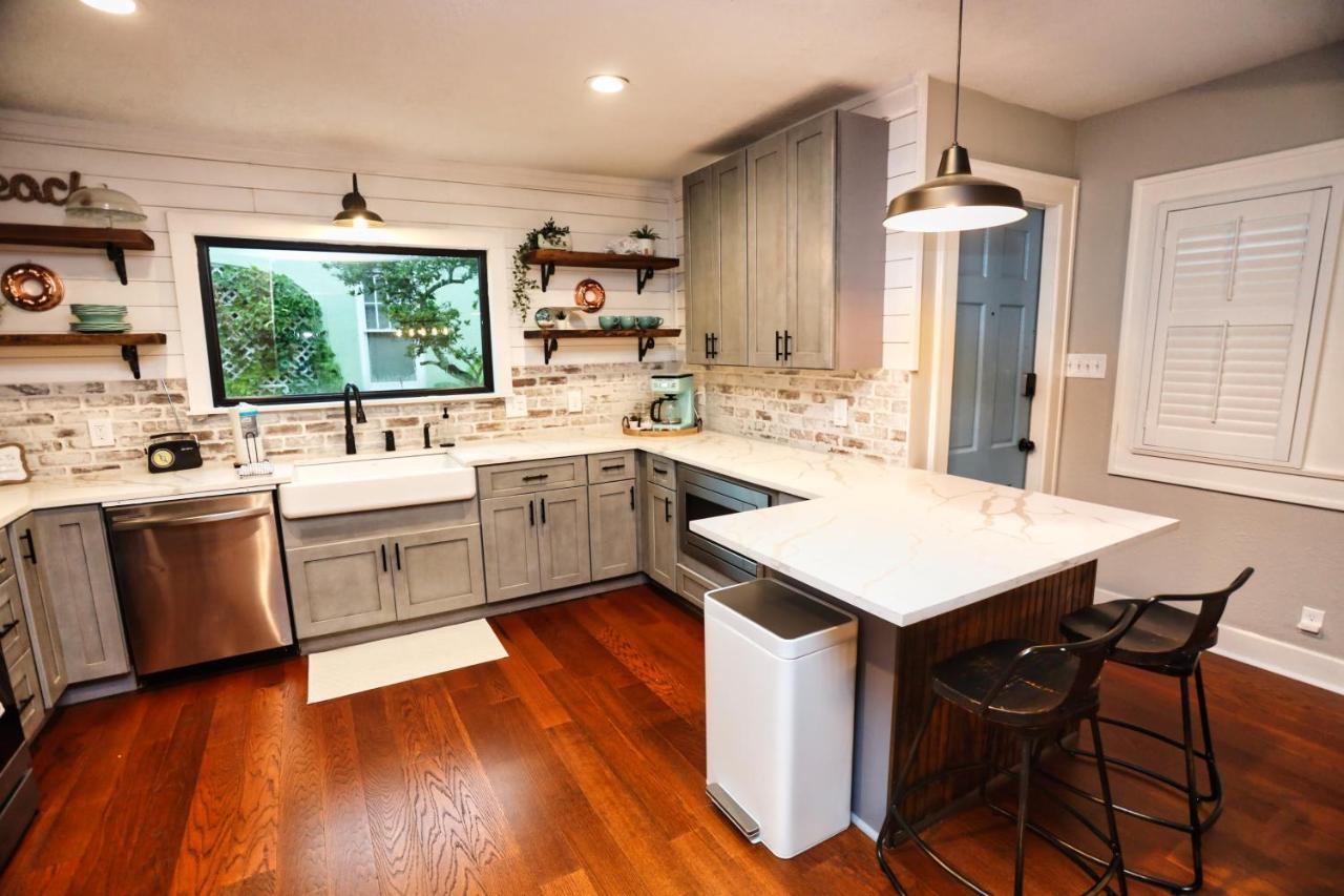 Historic Home Family Friendly Close To Seawall Galveston Extérieur photo